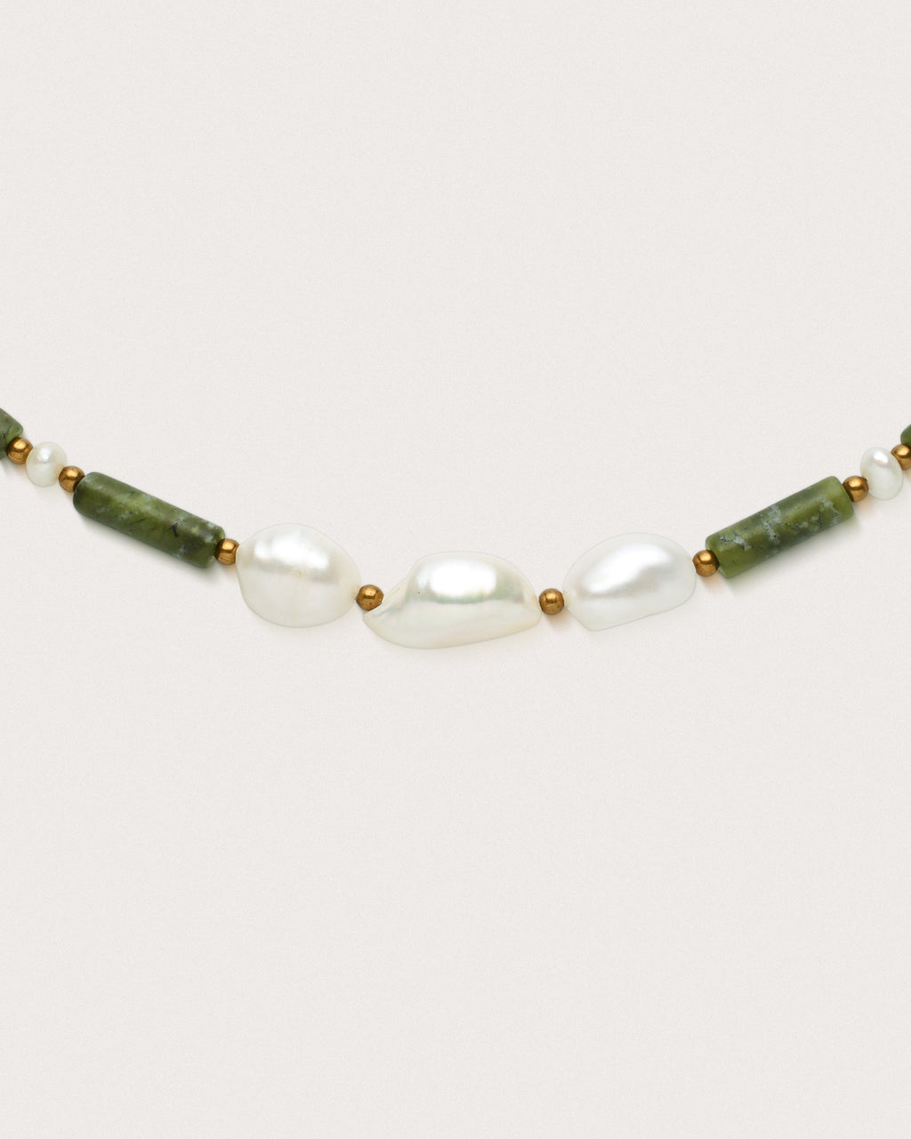Ruva | Olive green Jade & Pearls