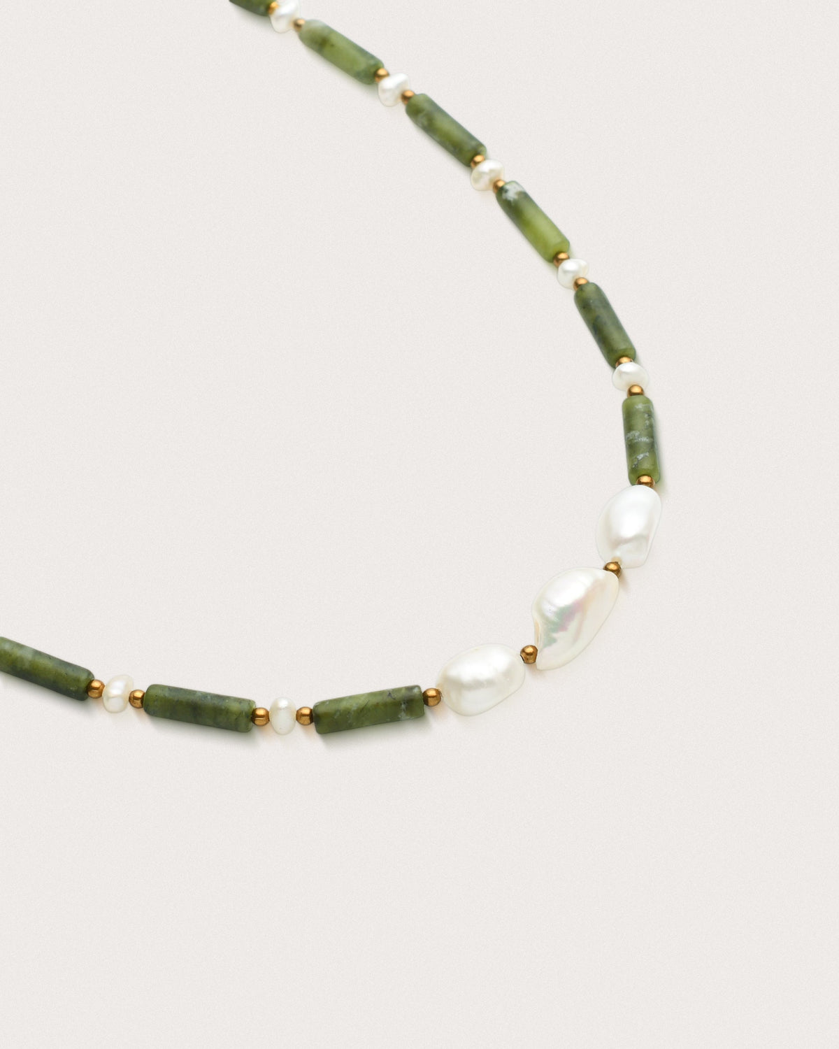 Ruva | Olive green Jade & Pearls