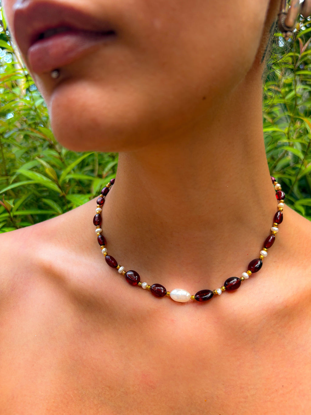Suri Choker | Garnet & Pearl
